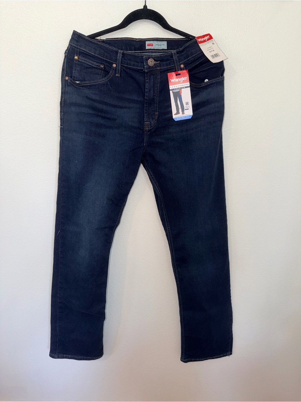 Wrangler Men’s Slim Dark Blue Jeans